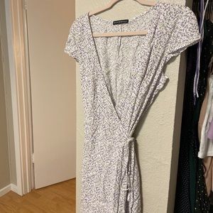 Brandy Melville Floral Midi Robbie Dress